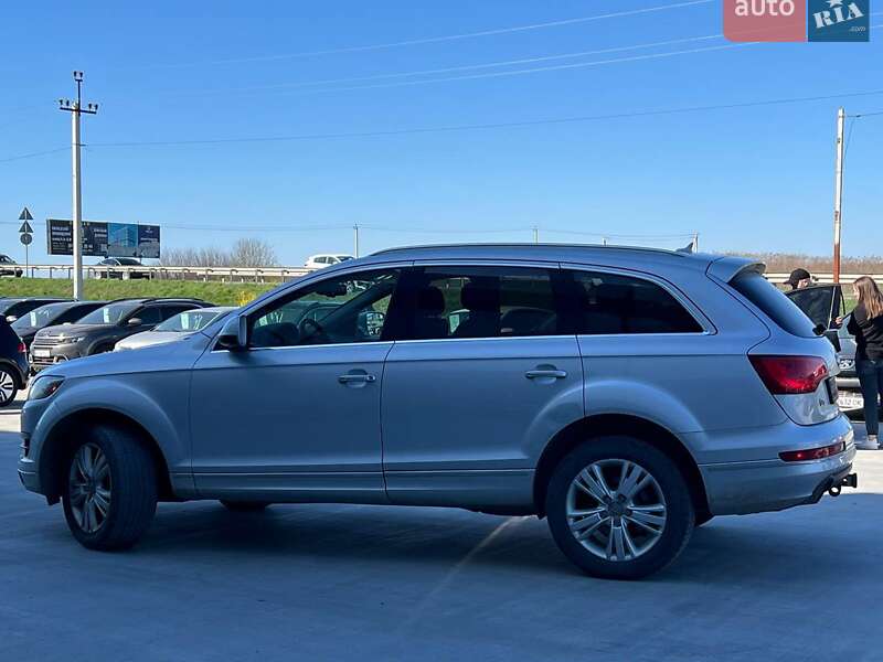 Позашляховик / Кросовер Audi Q7 2010 в Львові