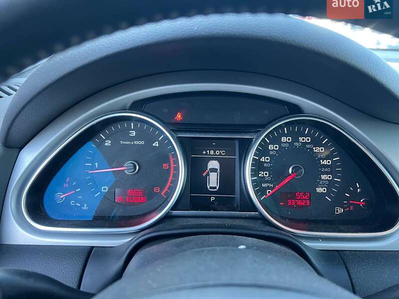 Позашляховик / Кросовер Audi Q7 2010 в Львові