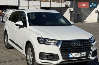 Внедорожник / Кроссовер Audi Q7 2017 в Иршаве
