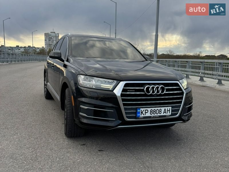 Позашляховик / Кросовер Audi Q7 2016 в Запоріжжі