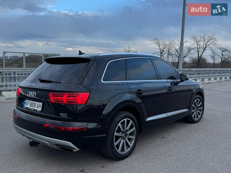 Позашляховик / Кросовер Audi Q7 2016 в Запоріжжі