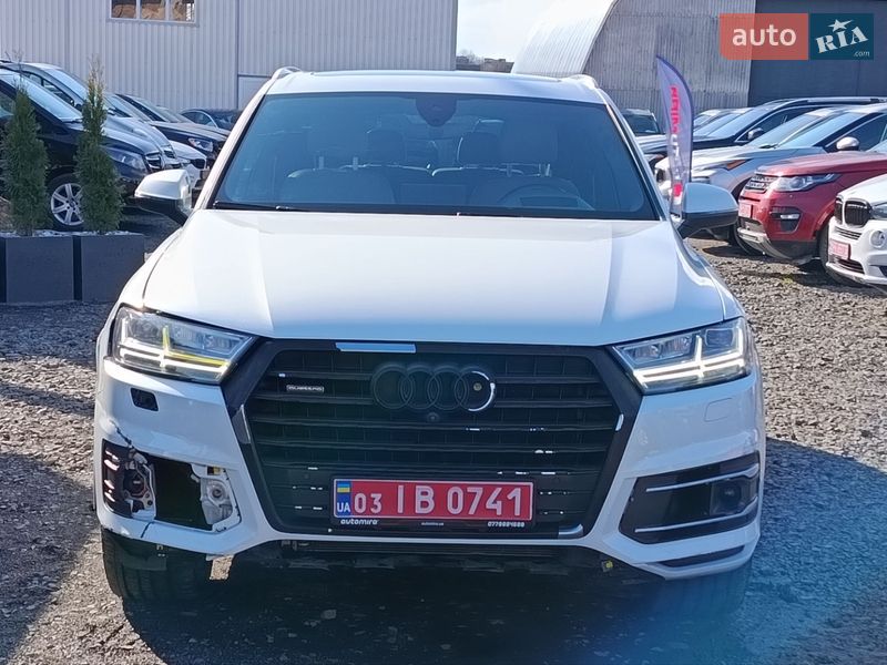 2017 Audi Q7, VIN WA1VABF73HD021040:plate — фото 1 (autoria)