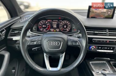 Позашляховик / Кросовер Audi Q7 2018 в Луцьку