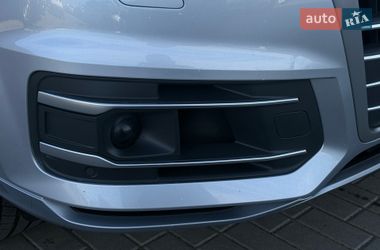 Внедорожник / Кроссовер Audi Q7 2017 в Мукачево