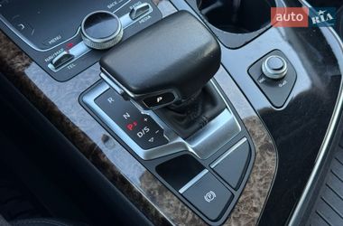 Внедорожник / Кроссовер Audi Q7 2017 в Мукачево