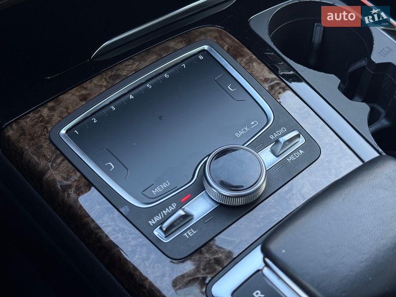 Внедорожник / Кроссовер Audi Q7 2017 в Мукачево