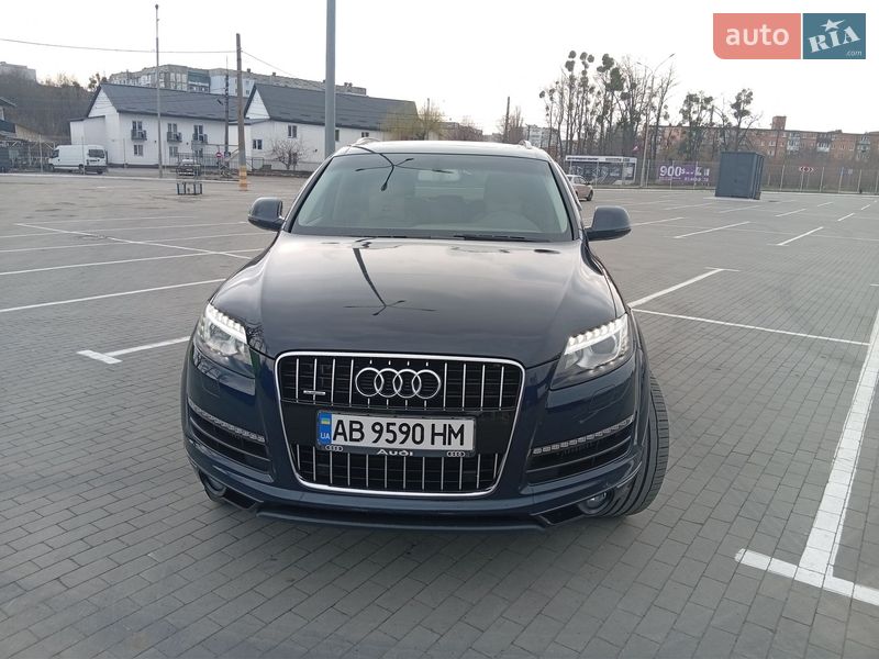 Позашляховик / Кросовер Audi Q7 2012 в Умані