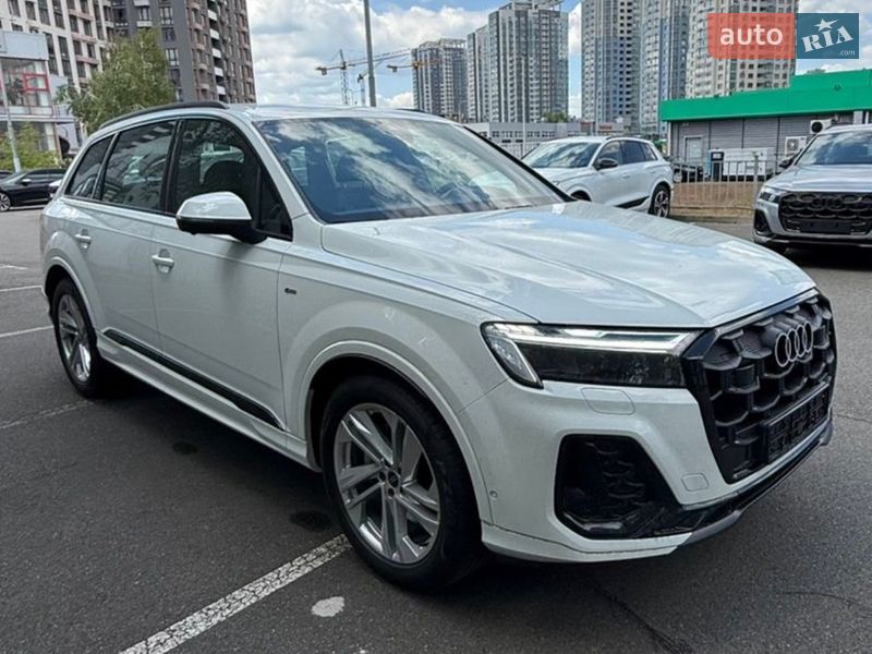 Внедорожник / Кроссовер Audi Q7 2025 в Киеве