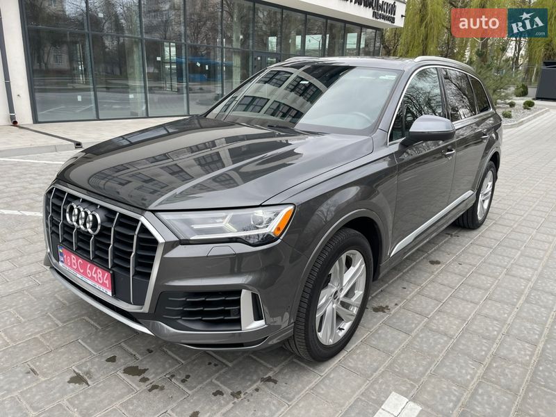 Внедорожник / Кроссовер Audi Q7 2021 в Ровно