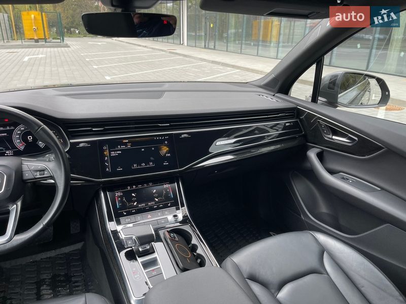 Внедорожник / Кроссовер Audi Q7 2021 в Ровно