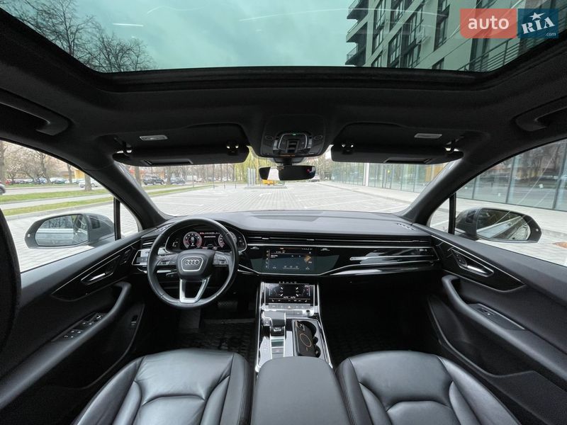Внедорожник / Кроссовер Audi Q7 2021 в Ровно