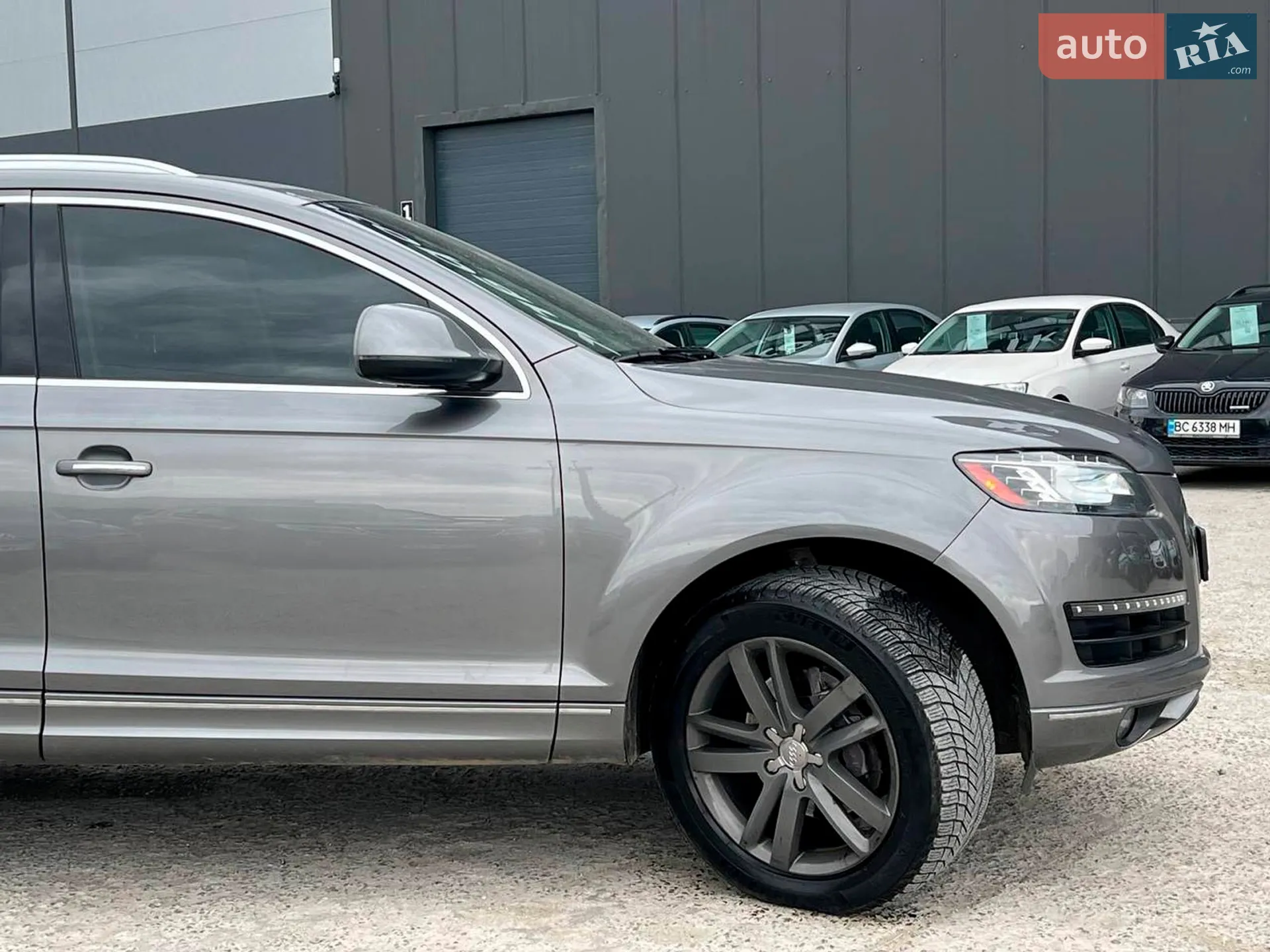 2010 Audi Q7 - мініатюра 12