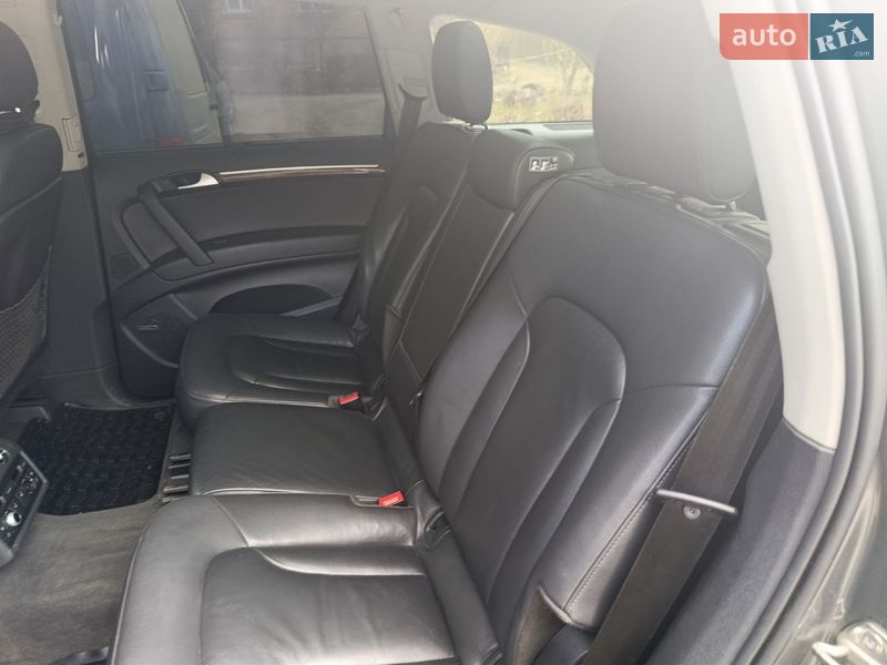 Позашляховик / Кросовер Audi Q7 2013 в Василькові