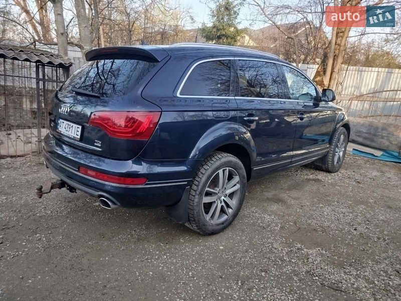 Внедорожник / Кроссовер Audi Q7 2013 в Косове