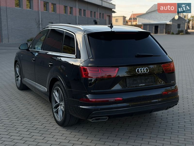 Позашляховик / Кросовер Audi Q7 2016 в Рівному фото 22 Позашляховик / Кросовер Audi Q7 2016 в Рівному
