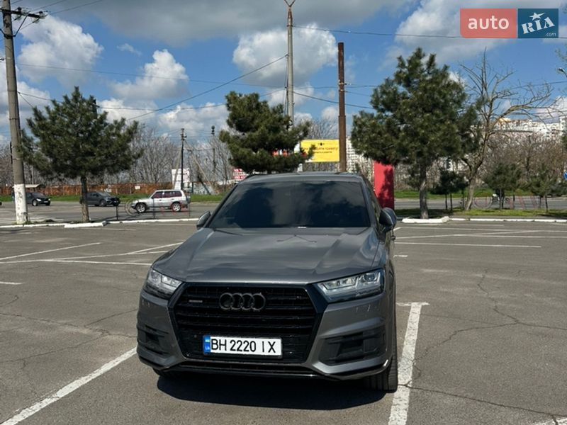 Внедорожник / Кроссовер Audi Q7 2016 в Одессе