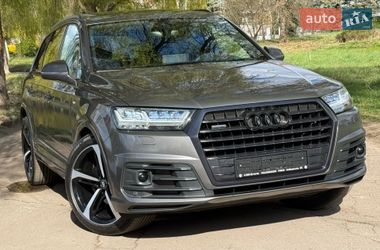 Внедорожник / Кроссовер Audi Q7 2018 в Ровно