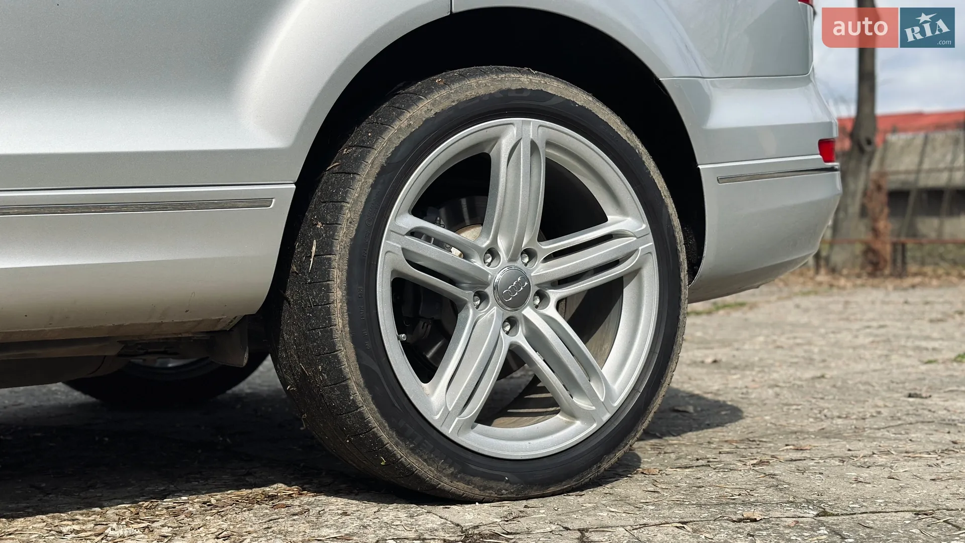 2010 Audi Q7 - мініатюра 9