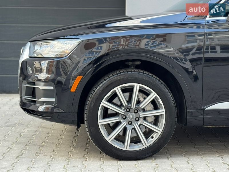 Внедорожник / Кроссовер Audi Q7 2017 в Тернополе