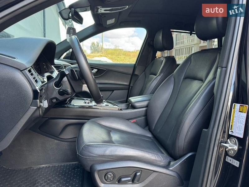 Внедорожник / Кроссовер Audi Q7 2017 в Тернополе