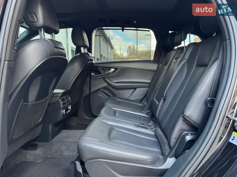 Внедорожник / Кроссовер Audi Q7 2017 в Тернополе