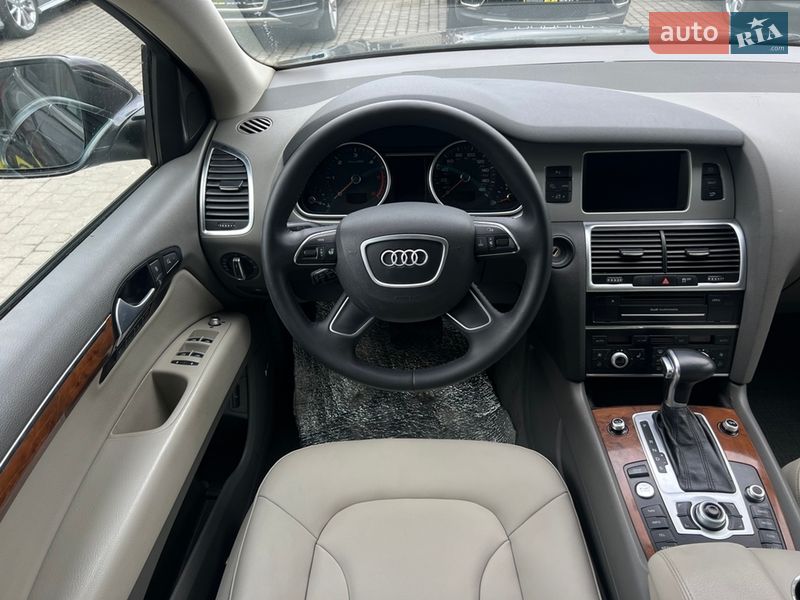 Внедорожник / Кроссовер Audi Q7 2015 в Ивано-Франковске