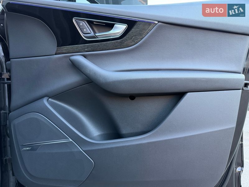 Позашляховик / Кросовер Audi Q7 2018 в Києві фото 35 Позашляховик / Кросовер Audi Q7 2018 в Києві