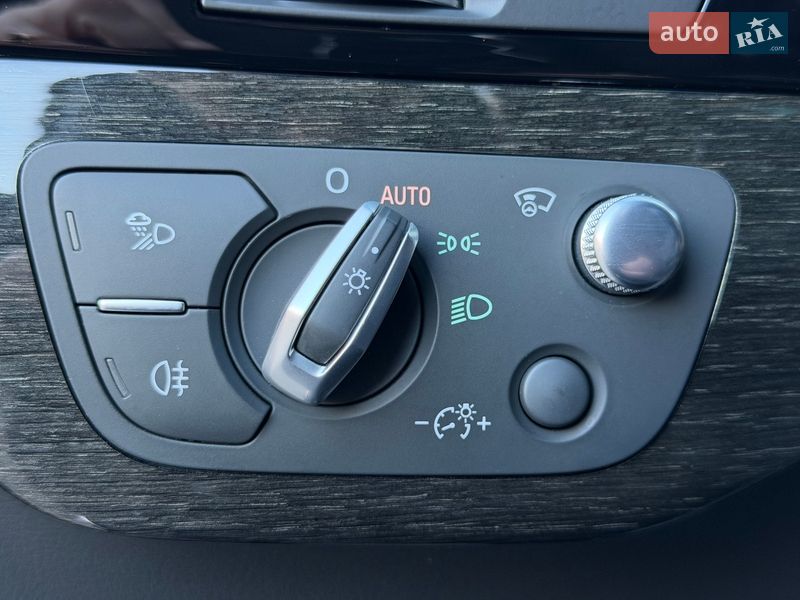 Позашляховик / Кросовер Audi Q7 2018 в Києві фото 46 Позашляховик / Кросовер Audi Q7 2018 в Києві