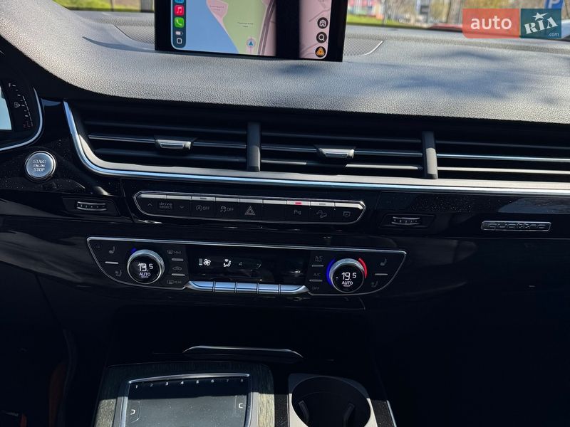 Позашляховик / Кросовер Audi Q7 2018 в Києві фото 25 Позашляховик / Кросовер Audi Q7 2018 в Києві