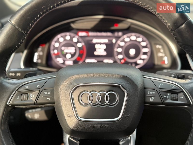 Позашляховик / Кросовер Audi Q7 2017 в Харкові