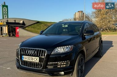 Внедорожник / Кроссовер Audi Q7 2015 в Киеве