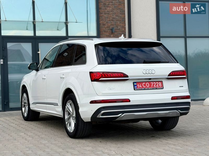 Внедорожник / Кроссовер Audi Q7 2019 в Тернополе