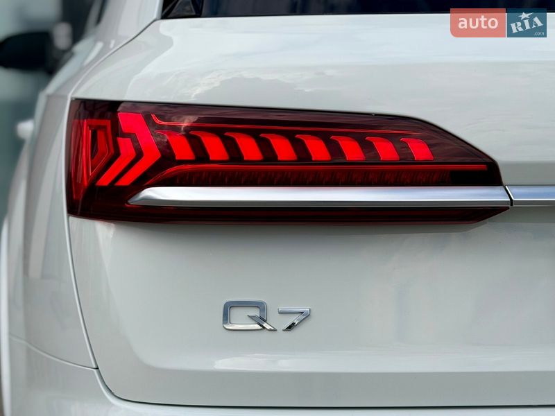 Внедорожник / Кроссовер Audi Q7 2019 в Тернополе