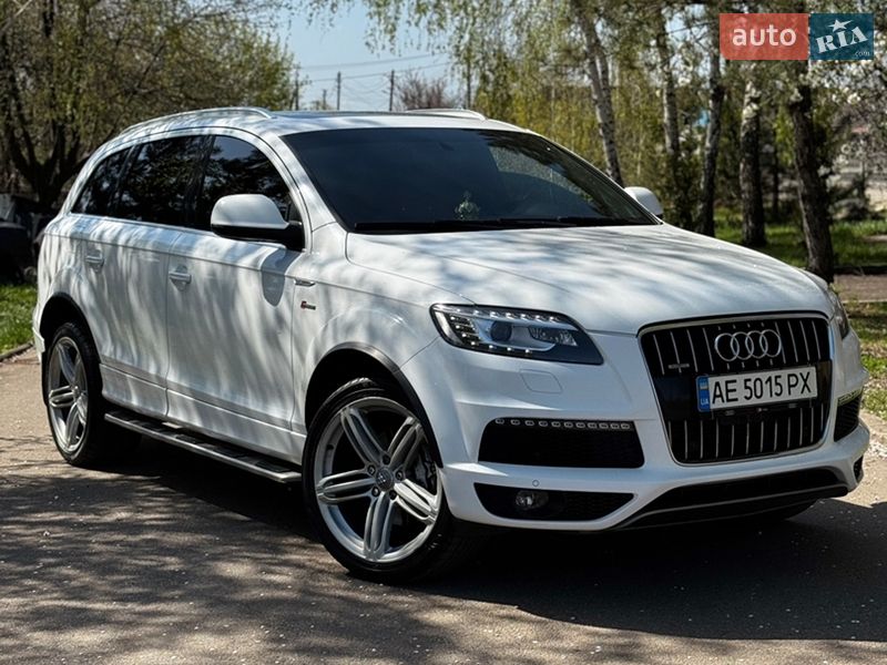 Позашляховик / Кросовер Audi Q7 2011 в Кривому Розі