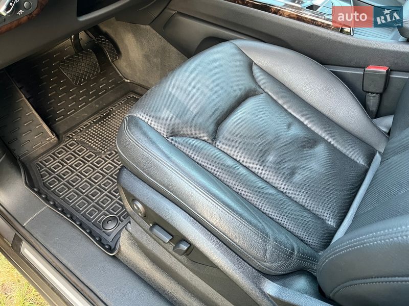 Позашляховик / Кросовер Audi Q7 2017 в Коростишеві