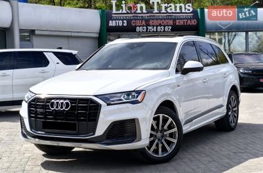 Внедорожник / Кроссовер Audi Q7 2019 в Днепре