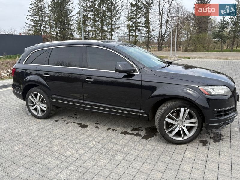 Позашляховик / Кросовер Audi Q7 2015 в Самборі