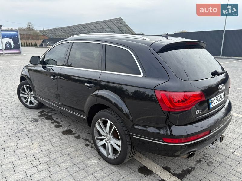 Позашляховик / Кросовер Audi Q7 2015 в Самборі