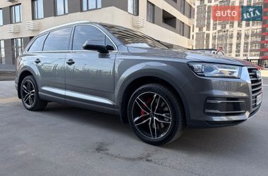 Внедорожник / Кроссовер Audi Q7 2016 в Киеве