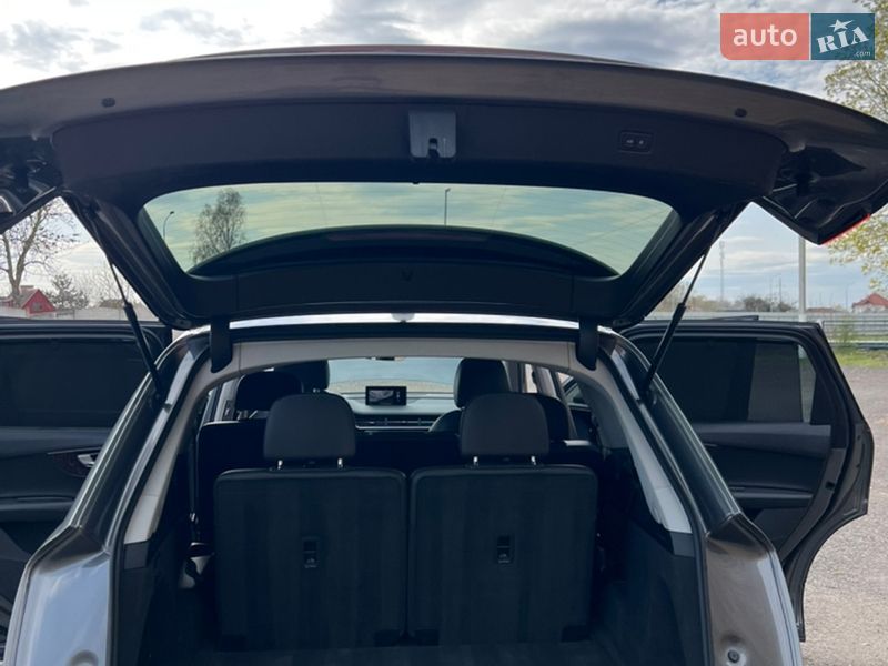 Позашляховик / Кросовер Audi Q7 2018 в Ковелі фото 50 Позашляховик / Кросовер Audi Q7 2018 в Ковелі