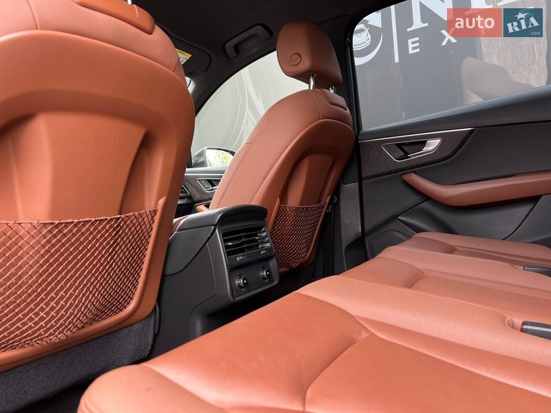 Позашляховик / Кросовер Audi Q7 2020 в Львові фото 23 Позашляховик / Кросовер Audi Q7 2020 в Львові