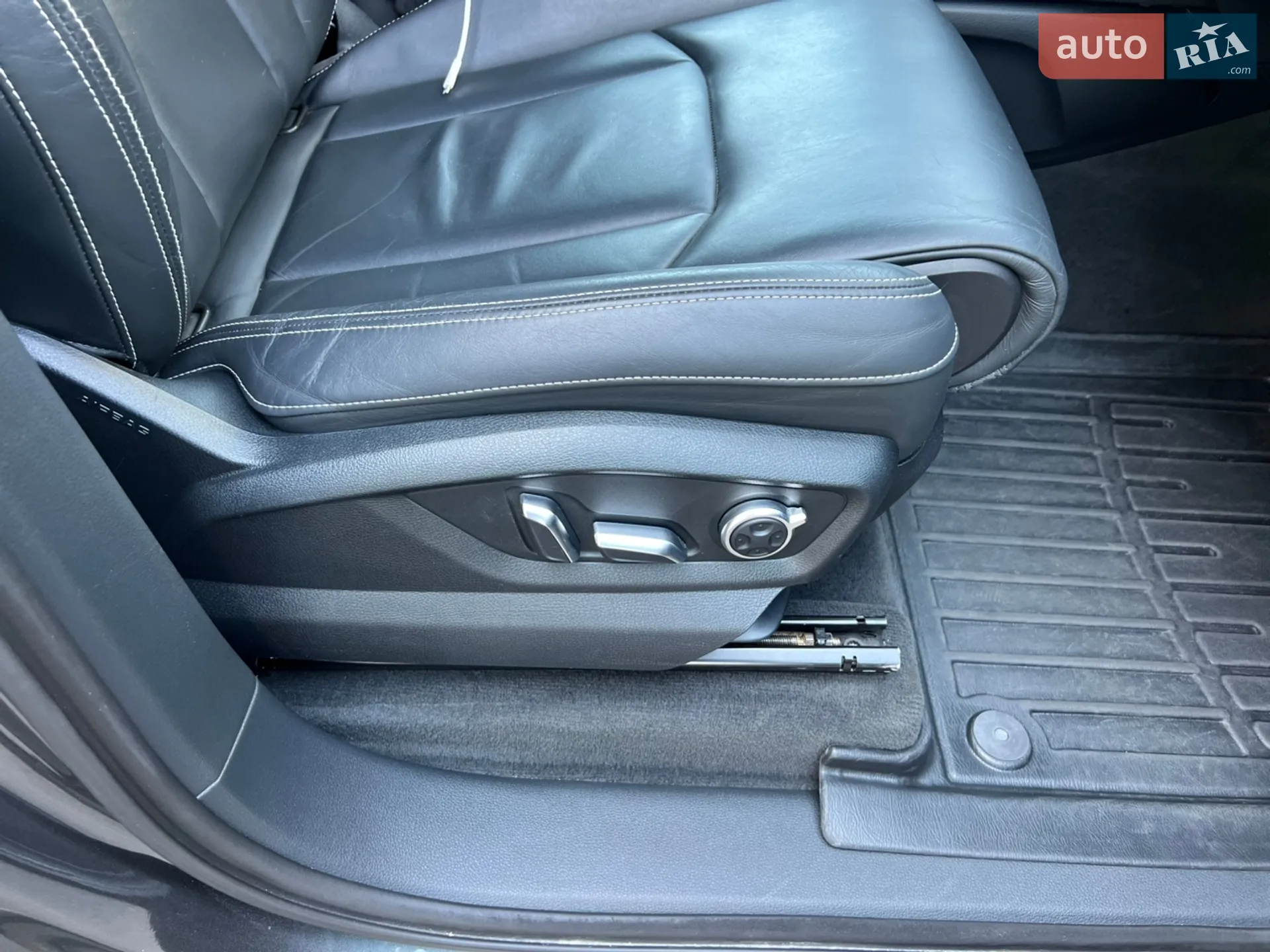 2016 Audi Q7 - мініатюра 26