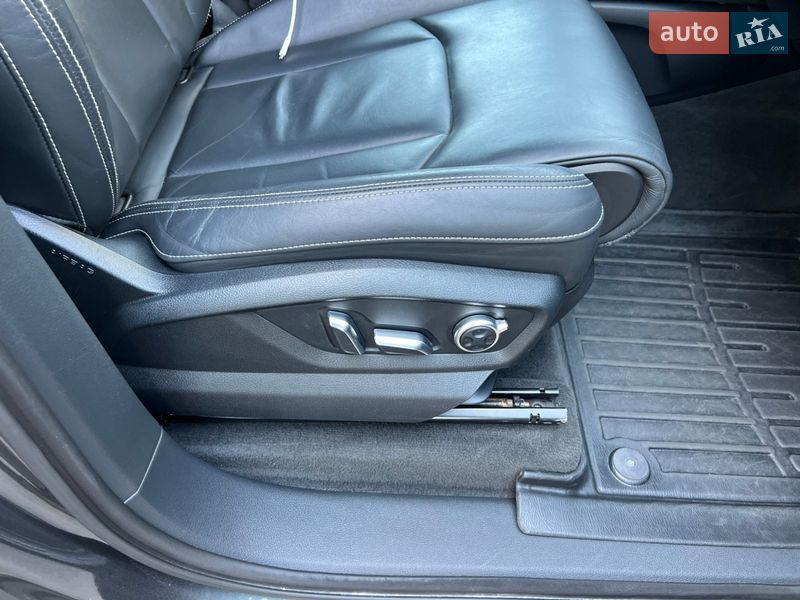 Внедорожник / Кроссовер Audi Q7 2016 в Умани