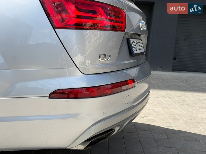 Позашляховик / Кросовер Audi Q7 2017 в Вінниці