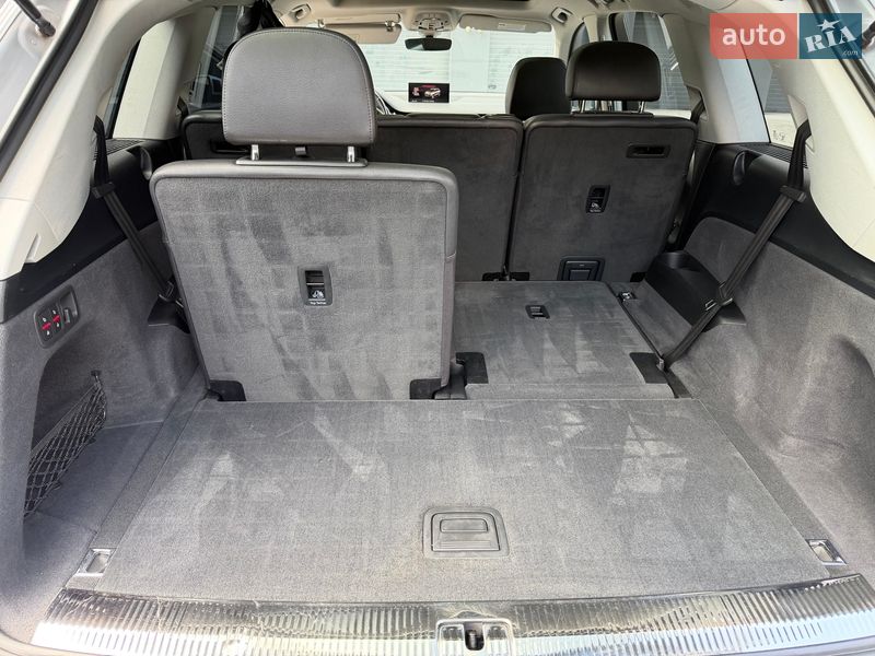 Позашляховик / Кросовер Audi Q7 2017 в Вінниці
