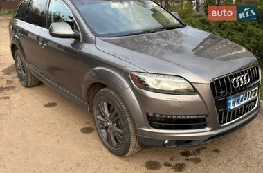 Внедорожник / Кроссовер Audi Q7 2011 в Черновцах