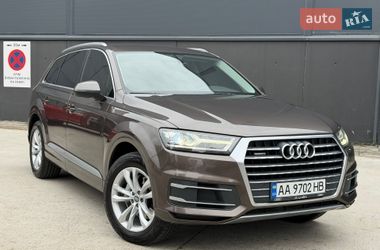 Позашляховик / Кросовер Audi Q7 2017 в Києві