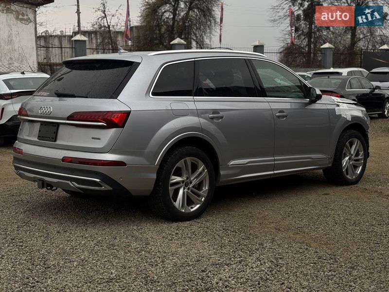 Audi Q7 2021