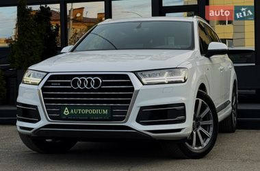 Позашляховик / Кросовер Audi Q7 2019 в Києві