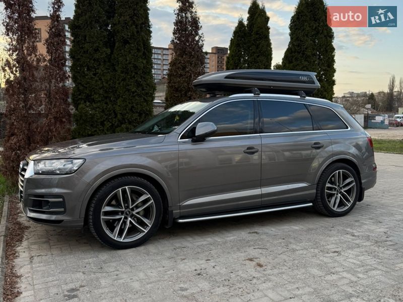Внедорожник / Кроссовер Audi Q7 2015 в Сумах
